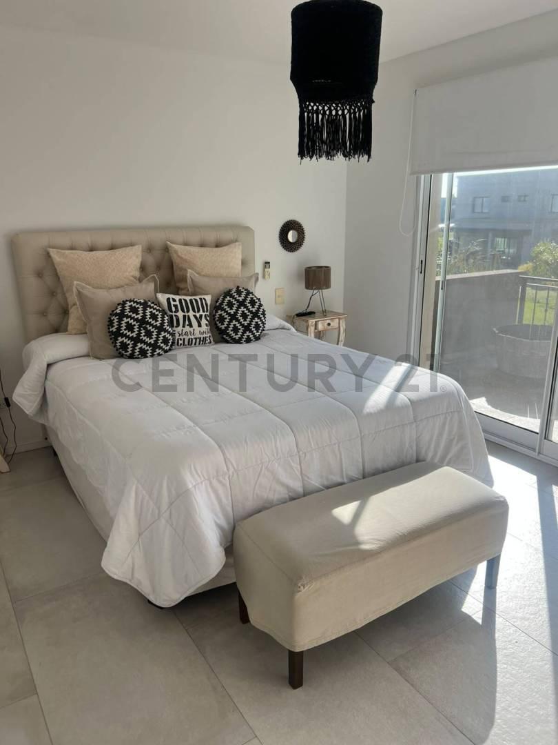 Foto de Casa 5 ambientes en venta en El Cantón Golf – Escobar, imagen 4