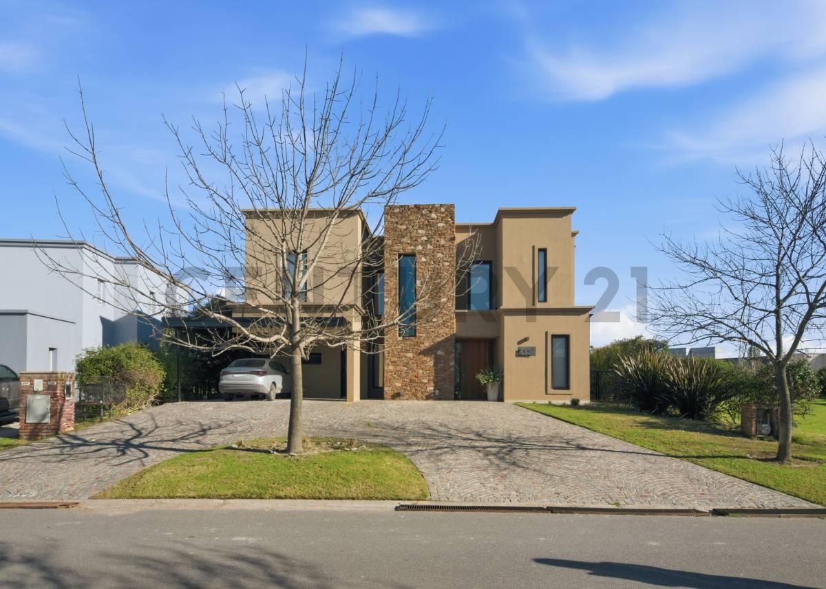 Foto de VENTA CASA 6 AMBIENTES CON PILETA EN BARRIO EL CANTON - NORTE, imagen 4