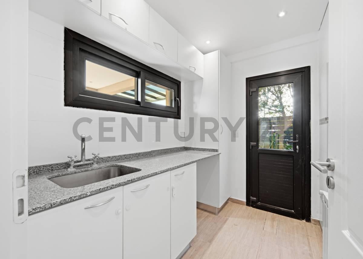 Foto de VENTA CASA 6 AMBIENTES CON PILETA EN BARRIO EL CANTON - NORTE, imagen 5