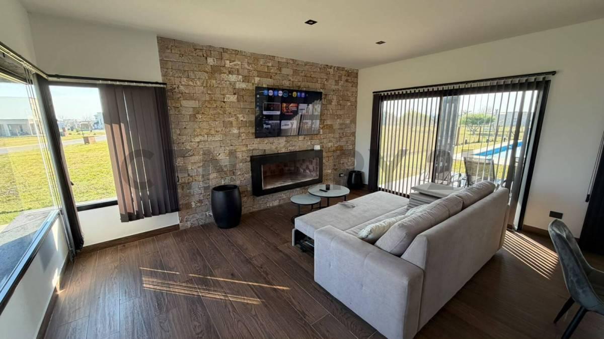 Foto de Casa de una planta en venta, totalmente amueblada – Área 12, San, imagen 4