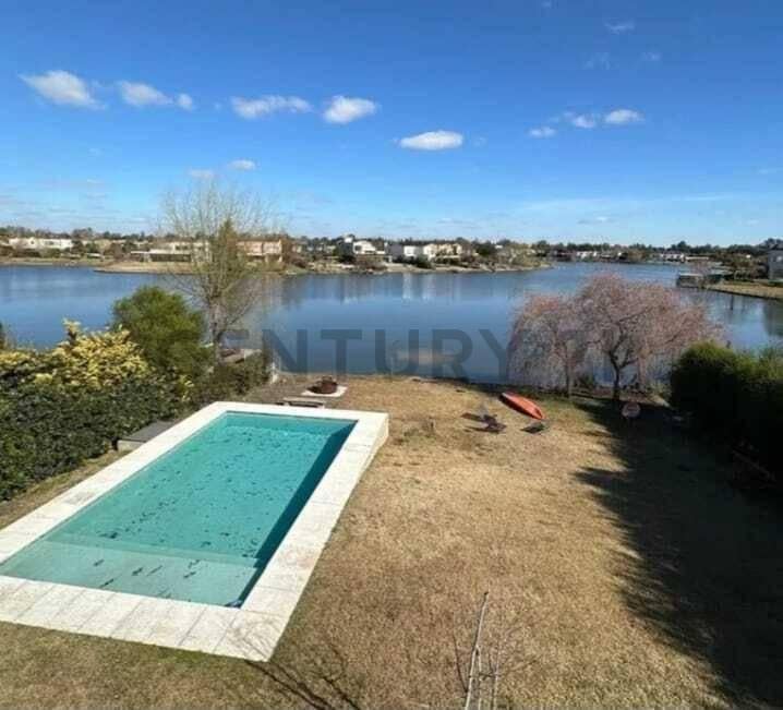 Foto de Venta Casa 6 Ambientes en Barrio San Marco al agua - Villanueva, Tigre, imagen 2