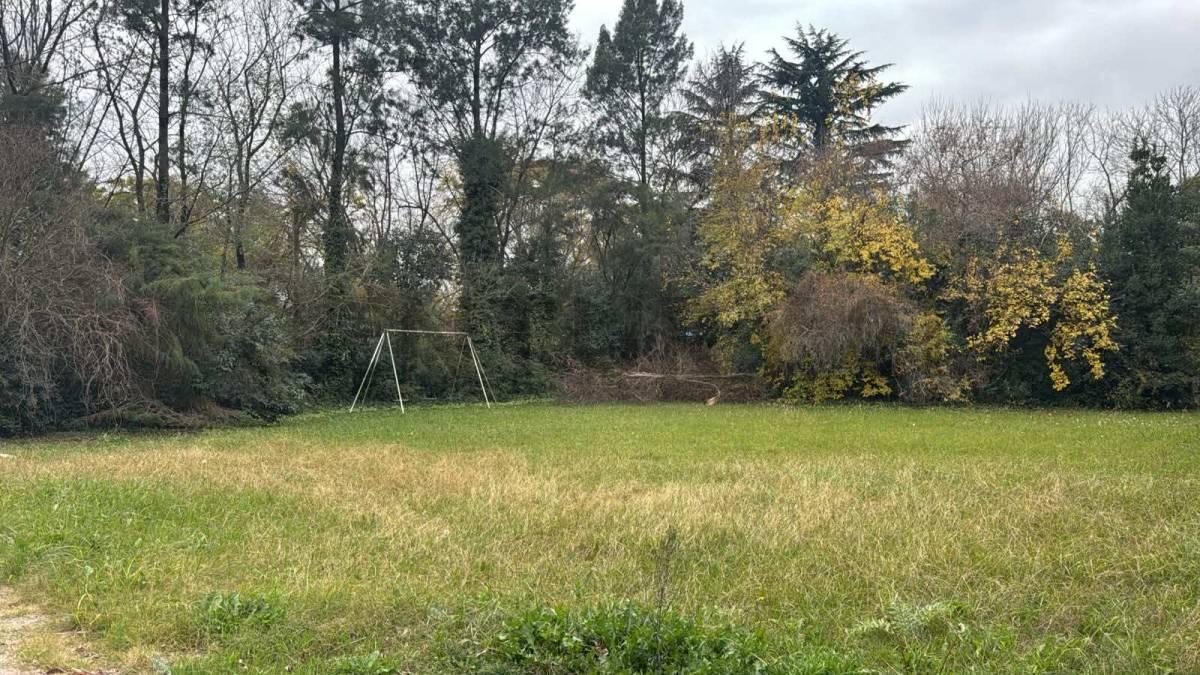 Foto de VENTA LOTE EN ESQUINA 733,5 MTS 2 - Carlos Spegazzini, Partido de, imagen 2