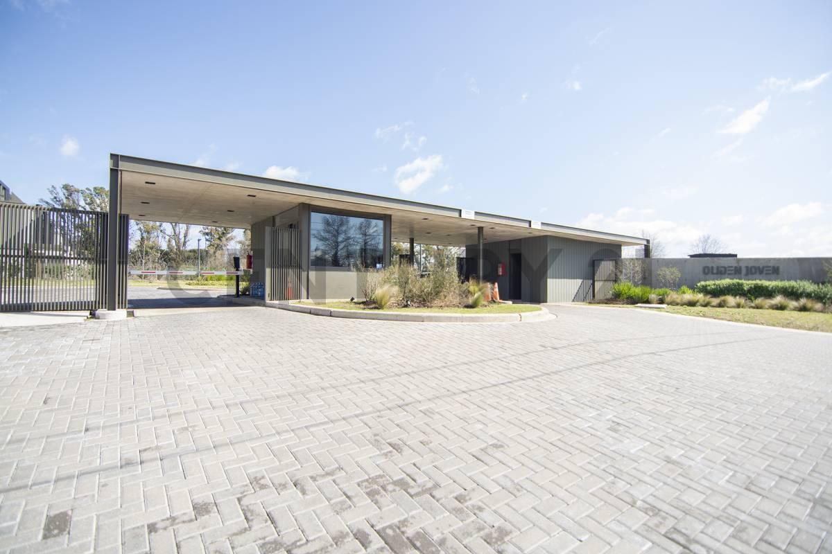 Foto de Barrio Cerrado Townhouse Oliden Joven EIDICO Pileta Solarium Parrilla, imagen 1