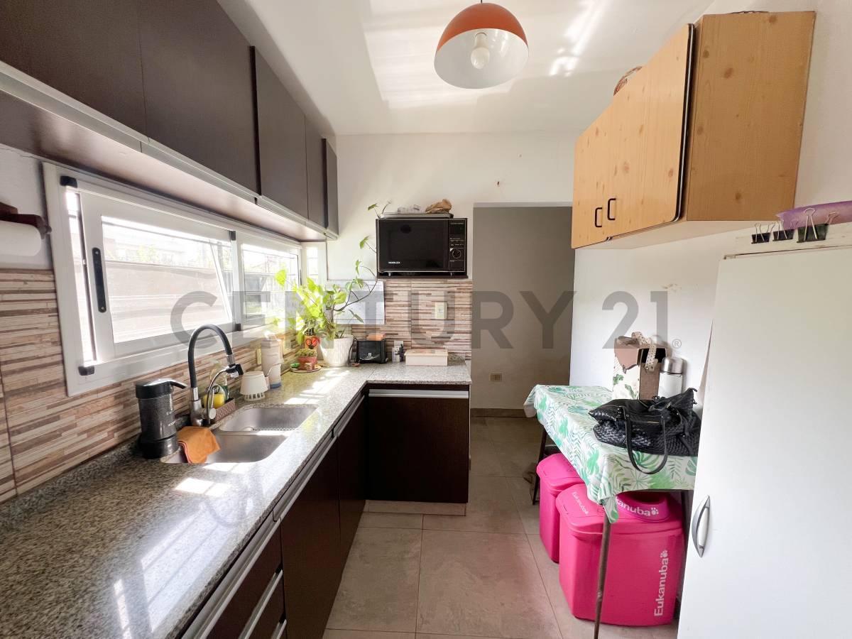 Foto de PERMUTA Venta de casa 4 ambientes - General Roddriguez, imagen 5
