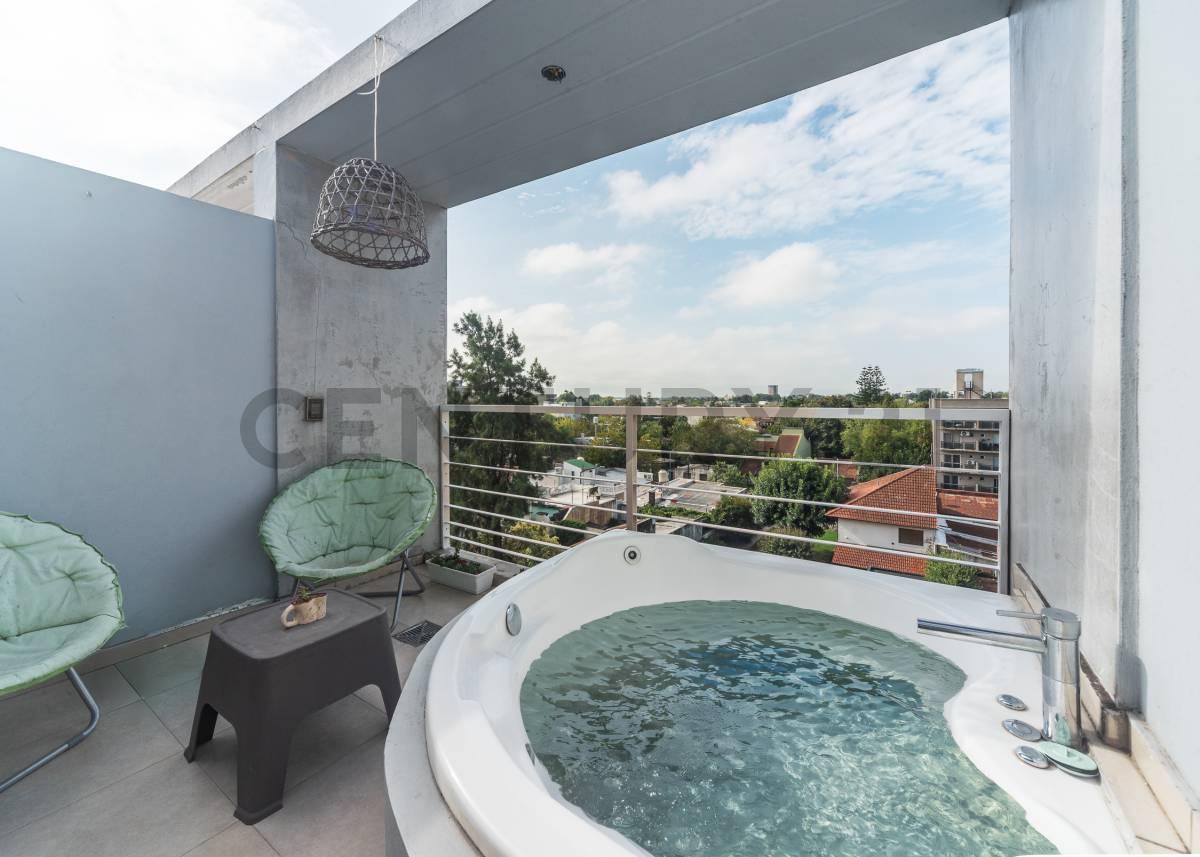 Foto de VENTA Triplex 3 ambientes con cochera y terraza – Centro de Belén de, imagen 3