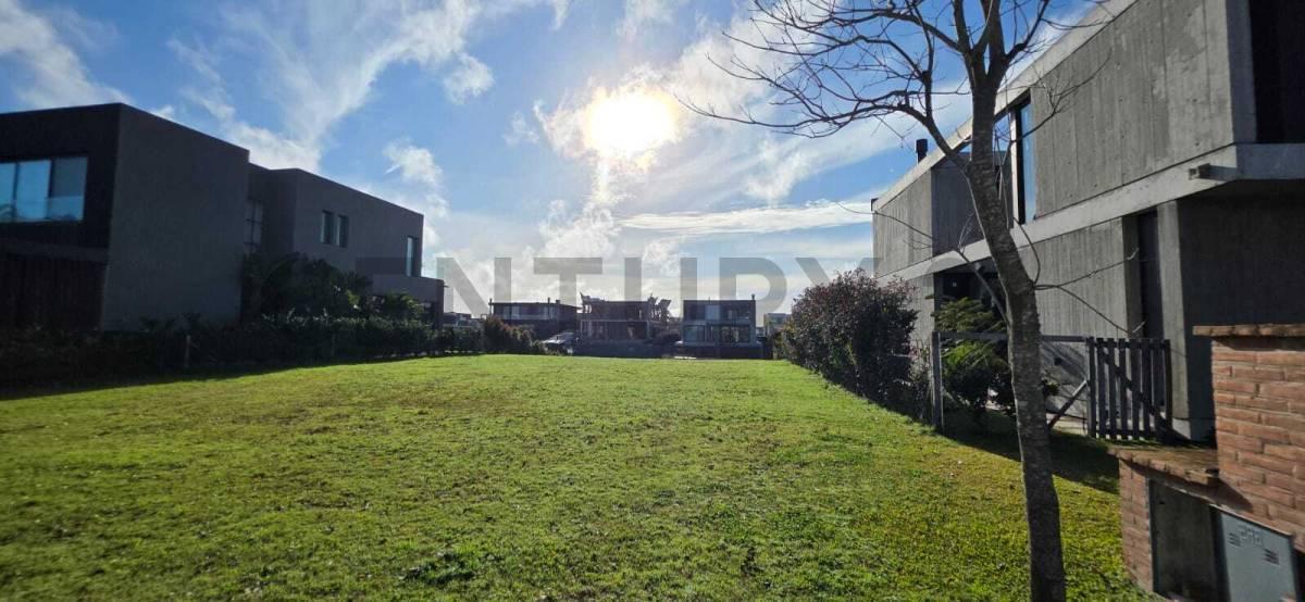 Foto de Terreno en venta 800 mts 2 Noreste – Barrio El Yacht, Nordelta, con, imagen 1