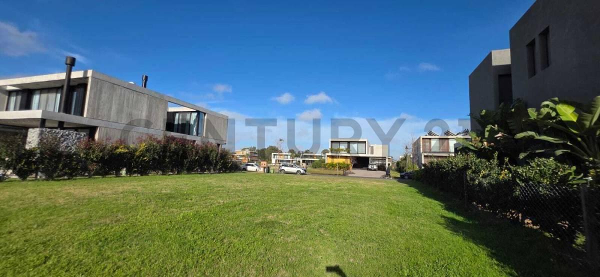 Foto de Terreno en venta 800 mts 2 Noreste – Barrio El Yacht, Nordelta, con, imagen 2
