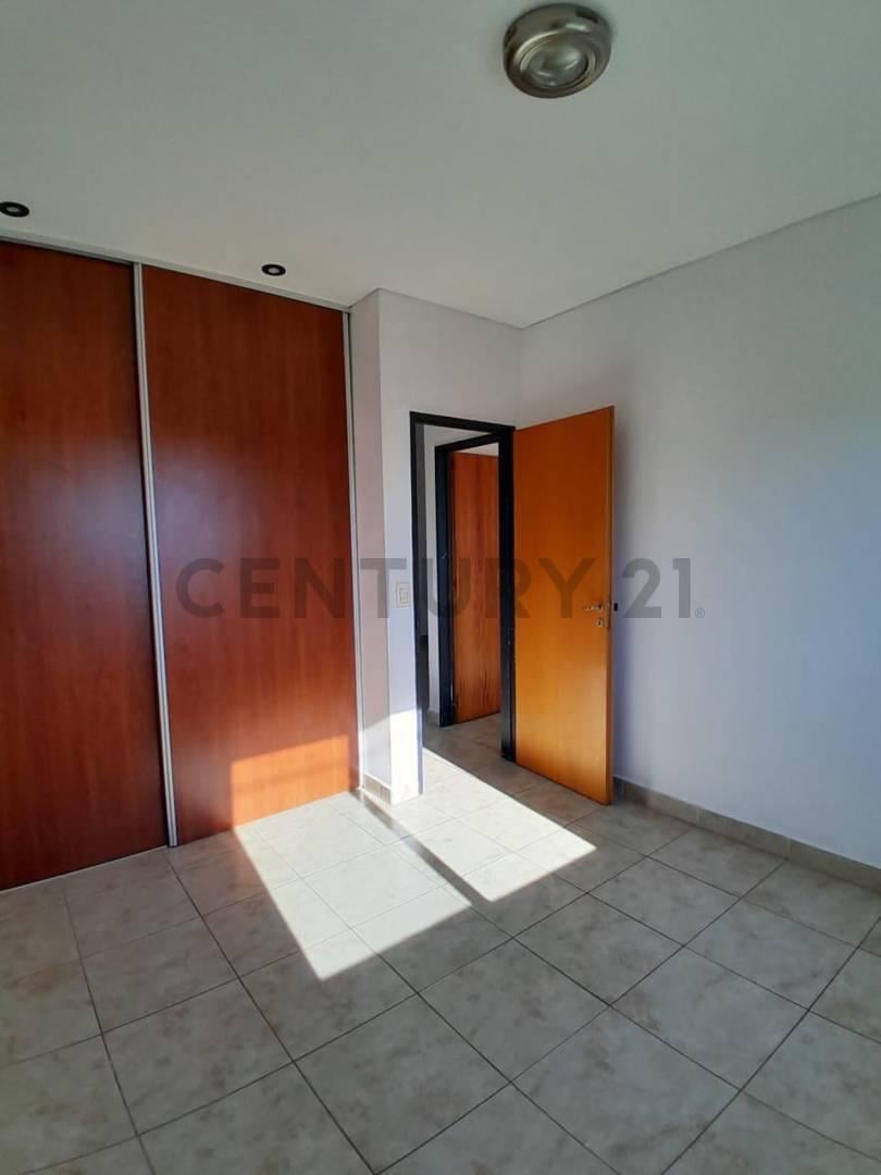 Foto de Venta Departamento 3 ambientes - Pilar, imagen 2