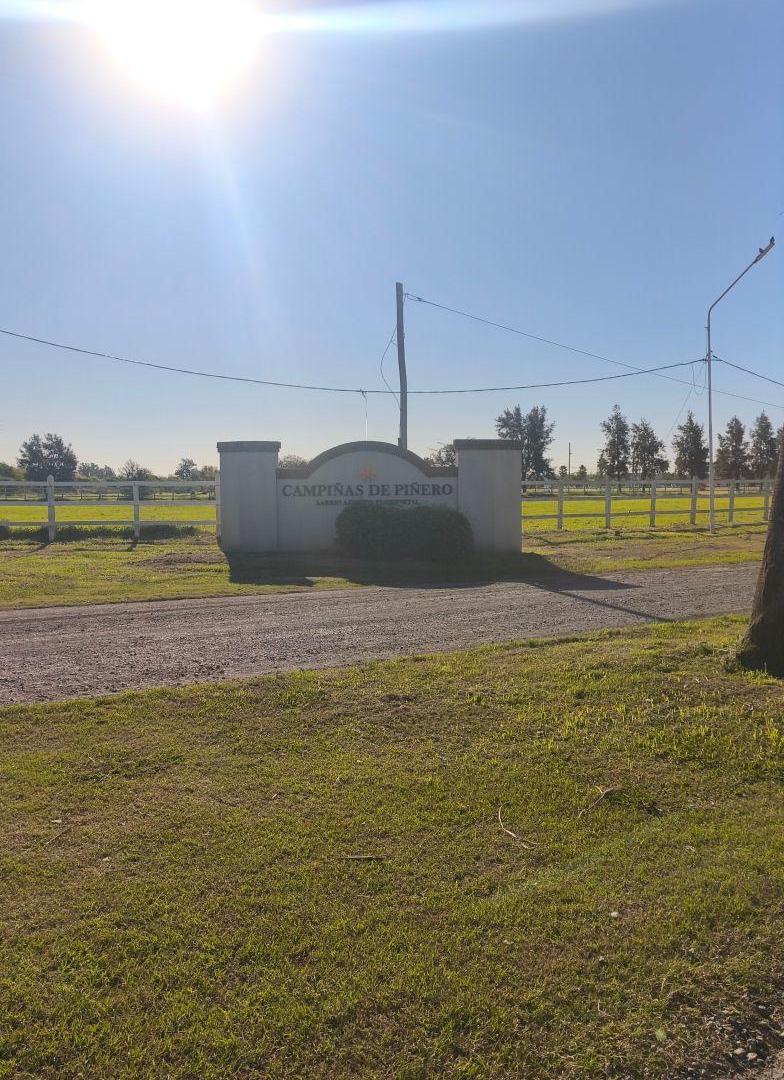 Foto de Venta lote en Campiñas de Piñero 320 m². Escriturado. Orientación Norte., imagen 2