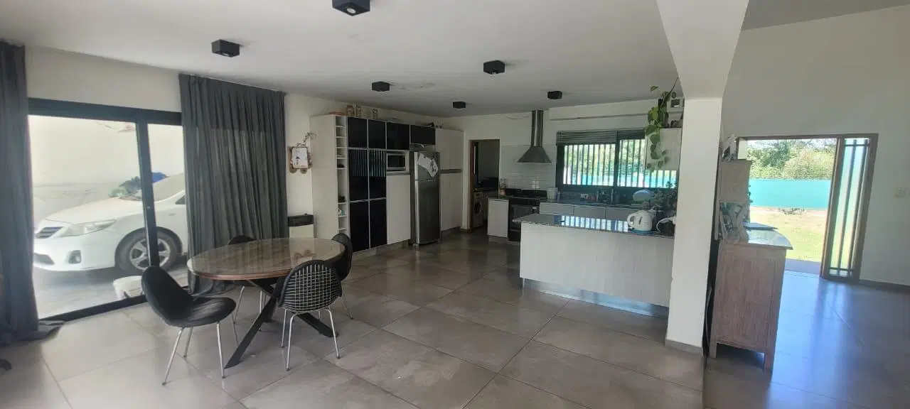 CASA EN VILLA ALLENDE GOLF 3 DORMITORIOS APTA CREDITO CON AMPLIO PARQUE 4