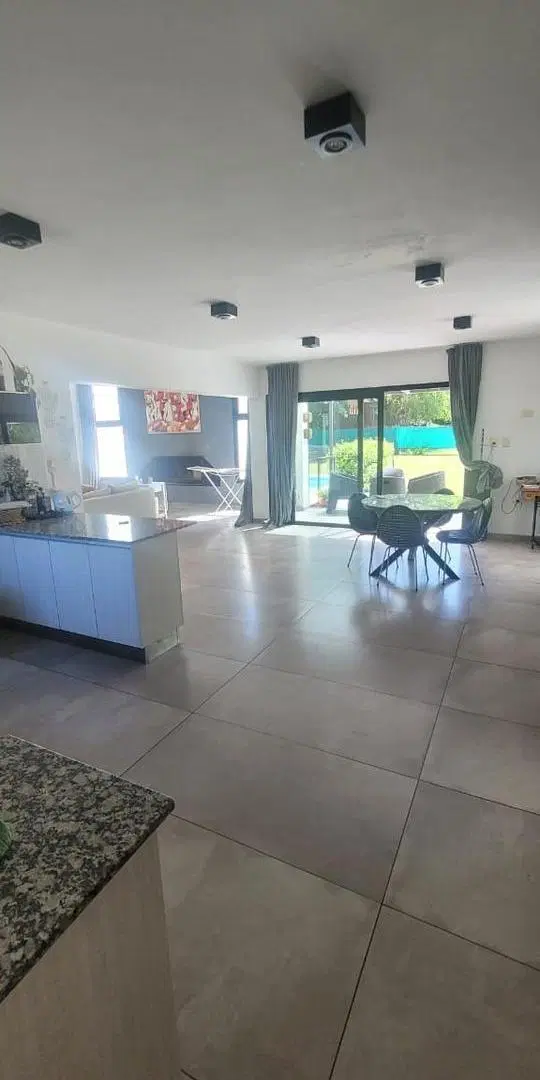 CASA EN VILLA ALLENDE GOLF 3 DORMITORIOS APTA CREDITO CON AMPLIO PARQUE 3