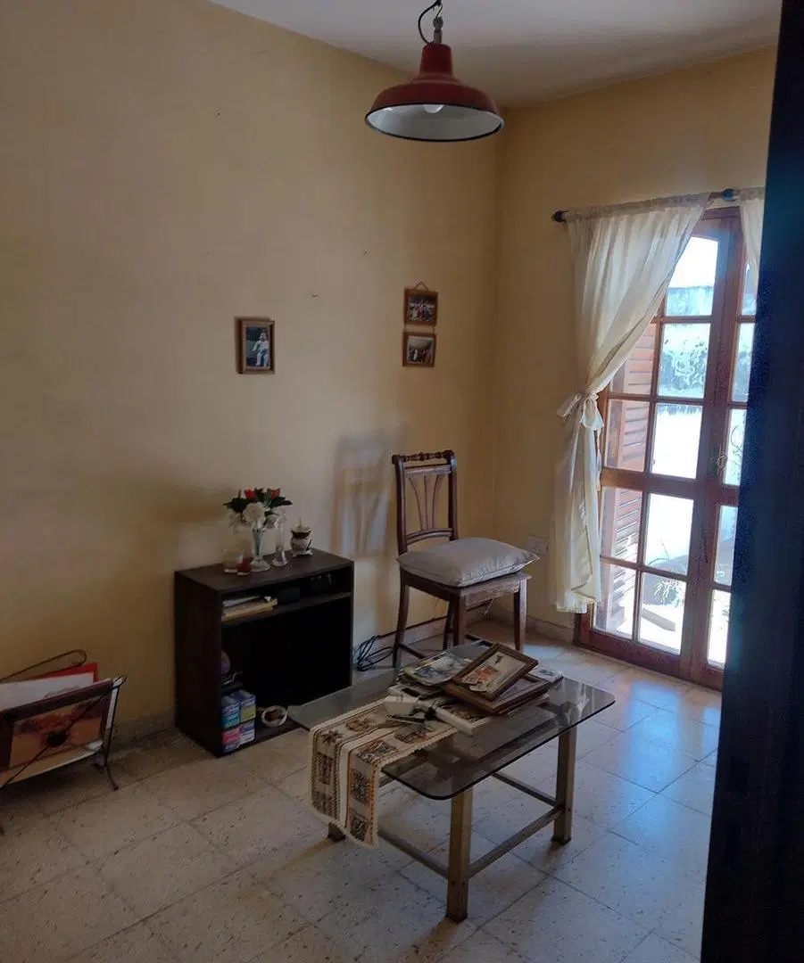 CASA 4 DORM - B LOMAS DE SAN MARTIN 3