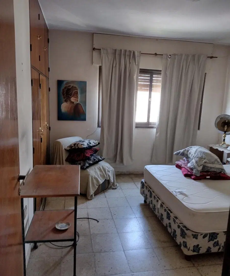 CASA 4 DORM - B LOMAS DE SAN MARTIN 4