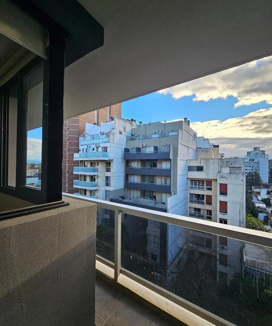 Departamento 1 Dormitorio Frente con Balcón | Vista Despejada | Ituzaingó 1200 | Apto Crédito 3