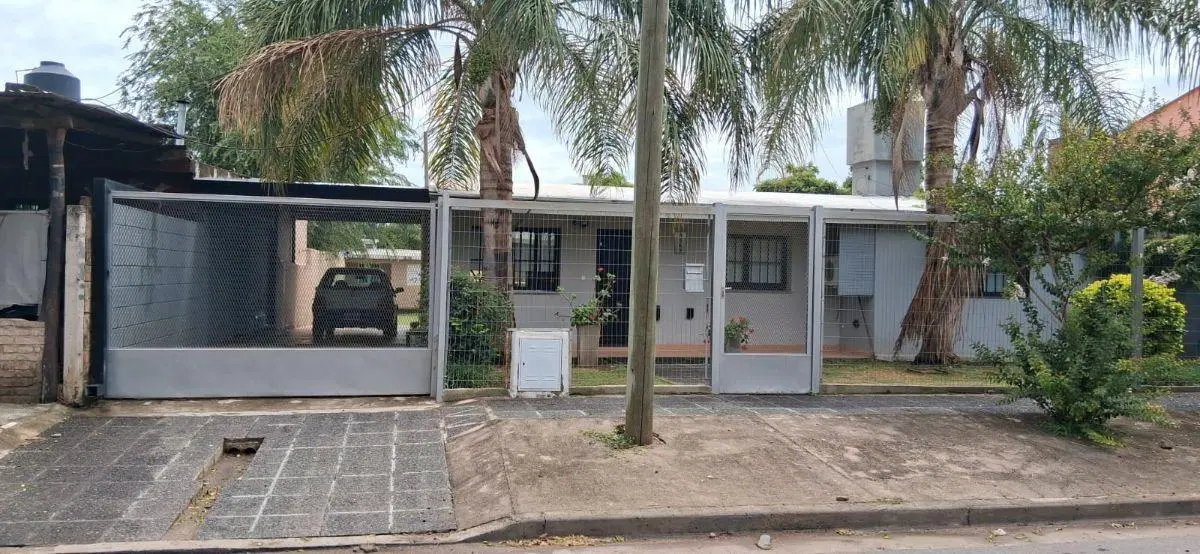 Casa 3 dorm + Pileta - Villa Allende Parque 3