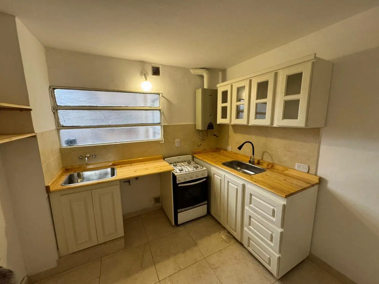 ALQUILA DEPARTAMENTO DE 2 DORMITORIOS EN BARRIO DEAN FUNES 4