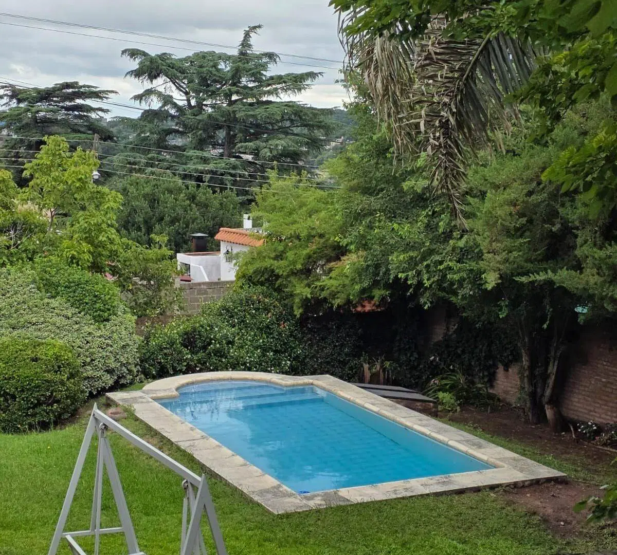 Vende casa 3 dormitorios en rio ceballos con pileta - apto credito 1