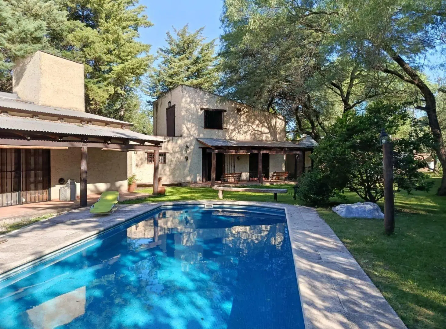 Casa de 3 Dormitorios y 3 baños en barrio cerrado los Carolinos 4