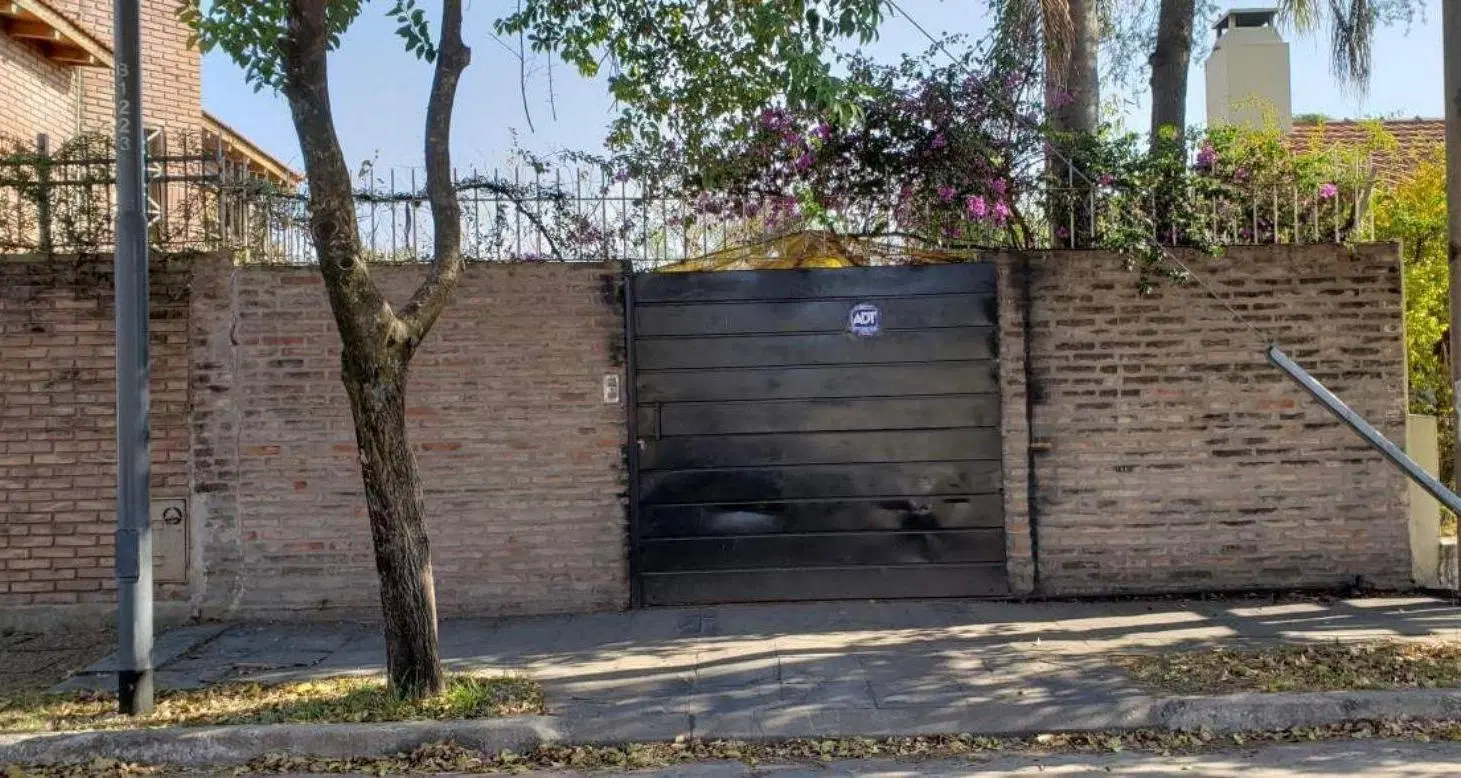 Casa de 4 dormitorios y 3 baños en Cerro De Las Rosas 2