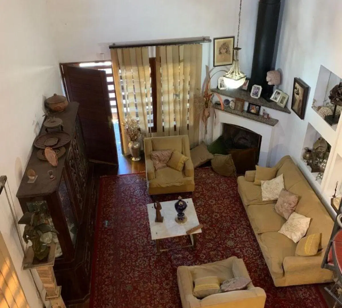 Casa de 4 dormitorios y 3 baños en Cerro De Las Rosas 1