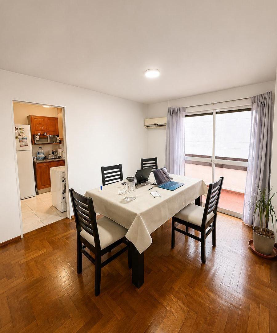 Foto de Venta Departamento 3 dormitorios B° Nueva Córdoba con balcón y cochera, imagen 2