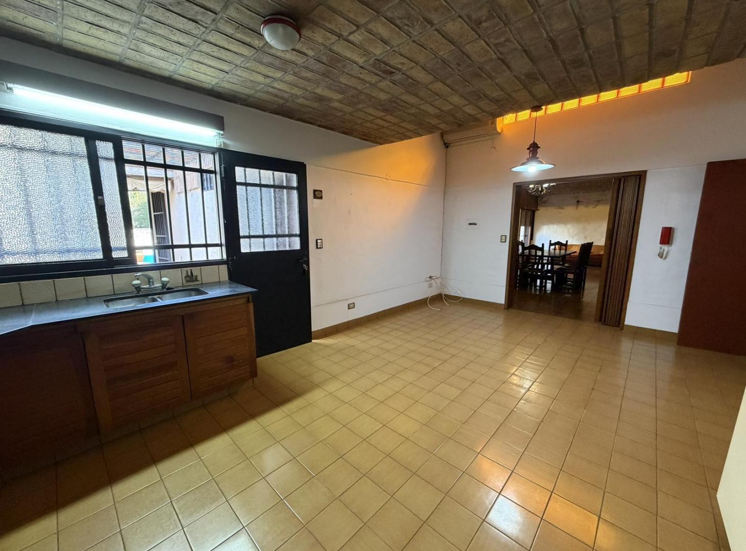 Foto de Casa 3 dormitorios con 2 locales comerciales, imagen 5