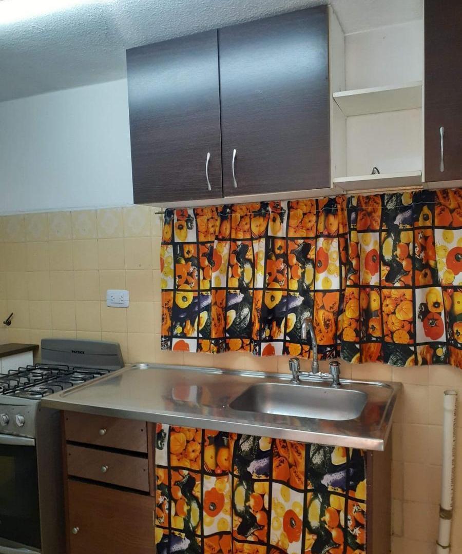 Foto de Departamento 1 dormitorio con cochera en complejo cerrado B° Uritorco, imagen 3