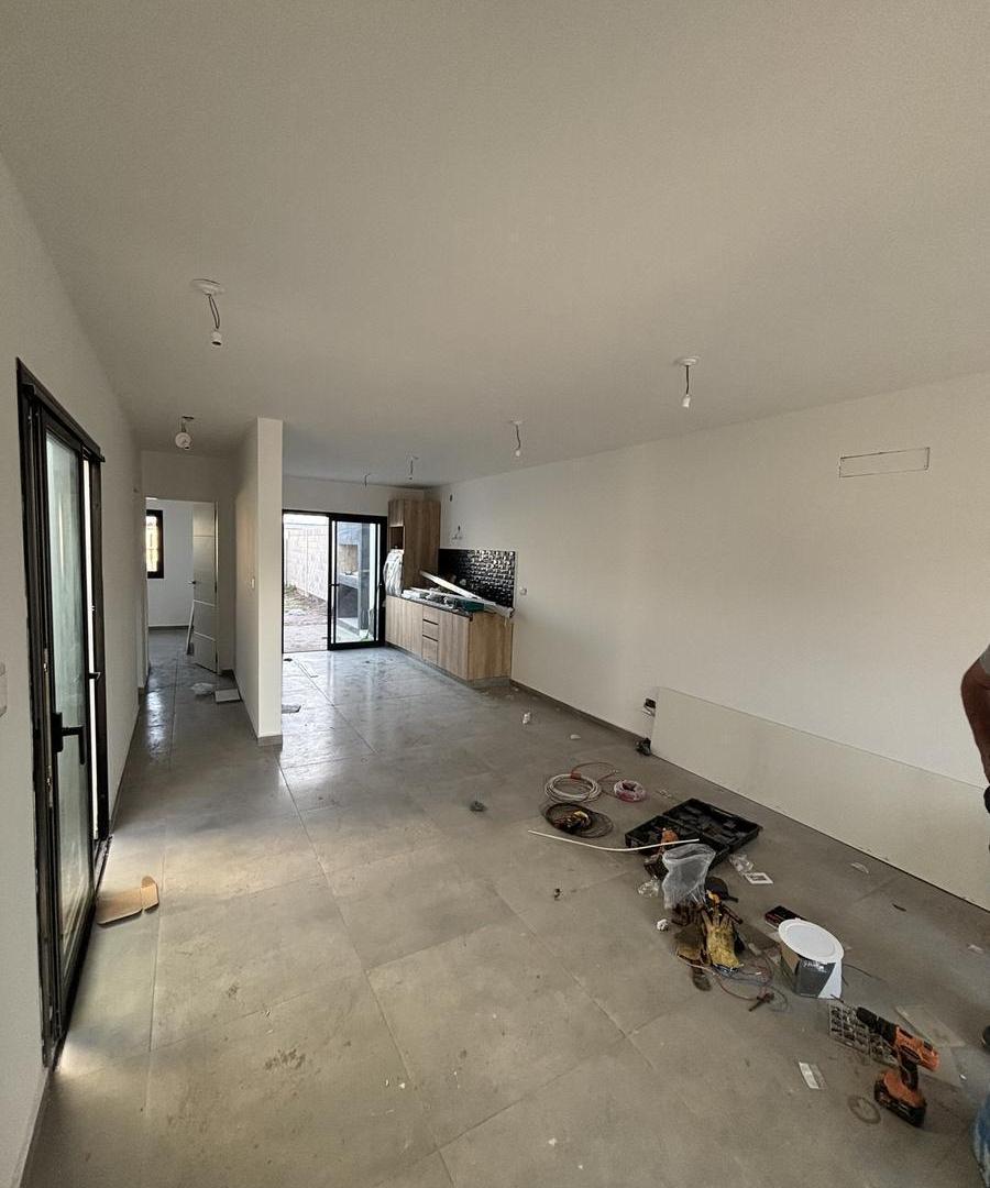 Foto de DUPLEX 2 DORM - B NORTE SEGURIDAD 24HS - VILLA ALLENDE, imagen 5