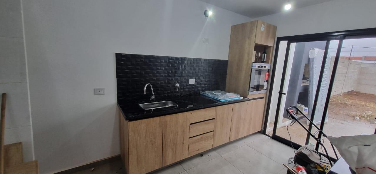 Foto de DUPLEX 2 DORM - B NORTE SEGURIDAD 24HS - VILLA ALLENDE, imagen 1