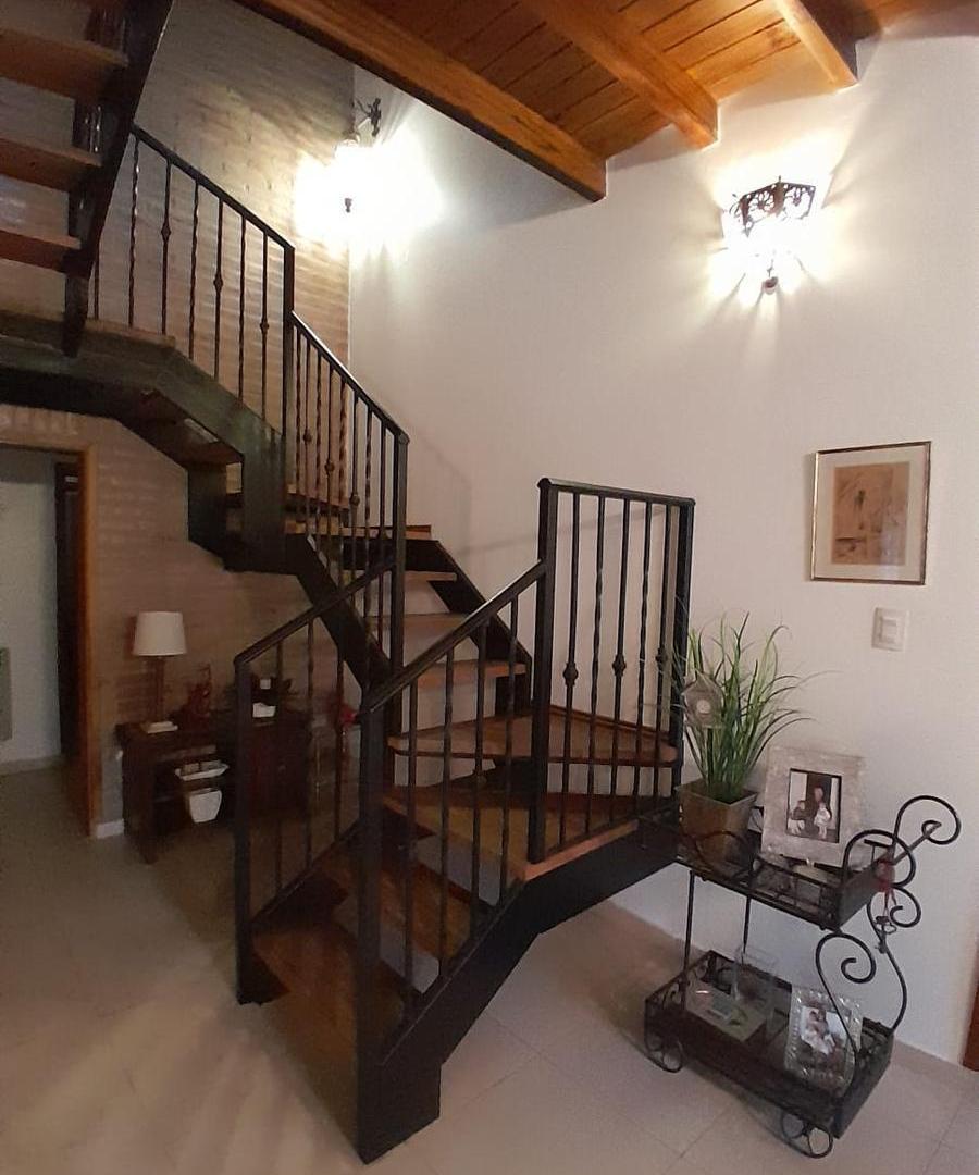 Foto de CASA 3 DORM Y ESCRITORIO - ZONA NORTE, imagen 4