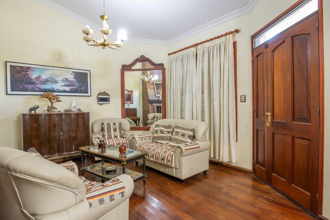 Foto de Casa 4 dormitorios y escritorio en Lomas de San Martin APTO CREDITO, imagen 1