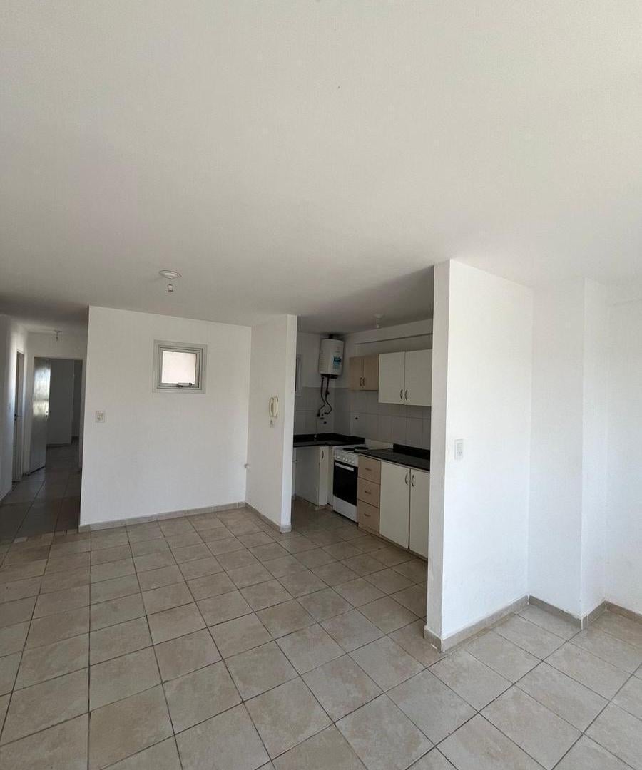 Foto de VENDE departamento de 1 dormitorio y medio av. colon, OPORTUNIDAD, imagen 4