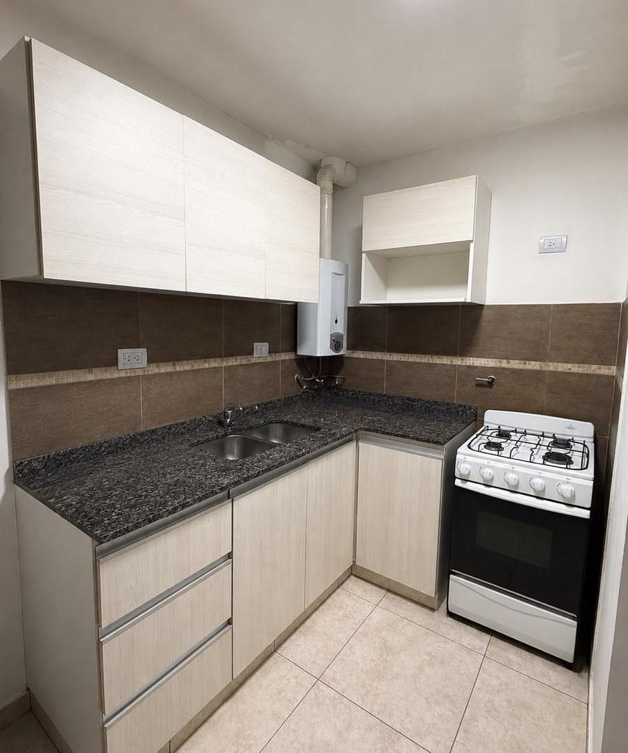 Foto de VENDE departamento de 1 dormitorio AMOBLADO en alberdi con amenities, imagen 5