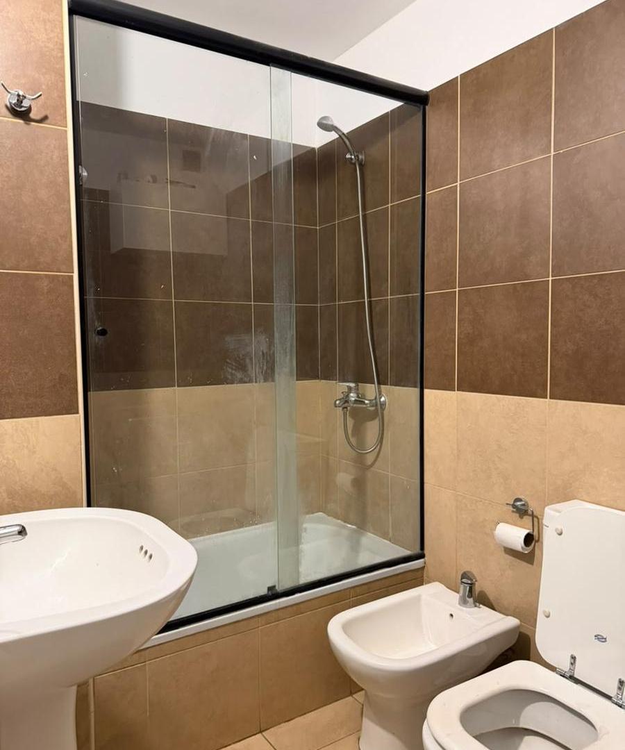 Foto de VENDE departamento de 1 dormitorio AMOBLADO en alberdi con amenities, imagen 1