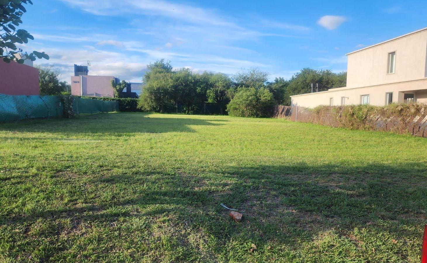 Foto de Vende terreno en La Cercanía - Escritura, imagen 2