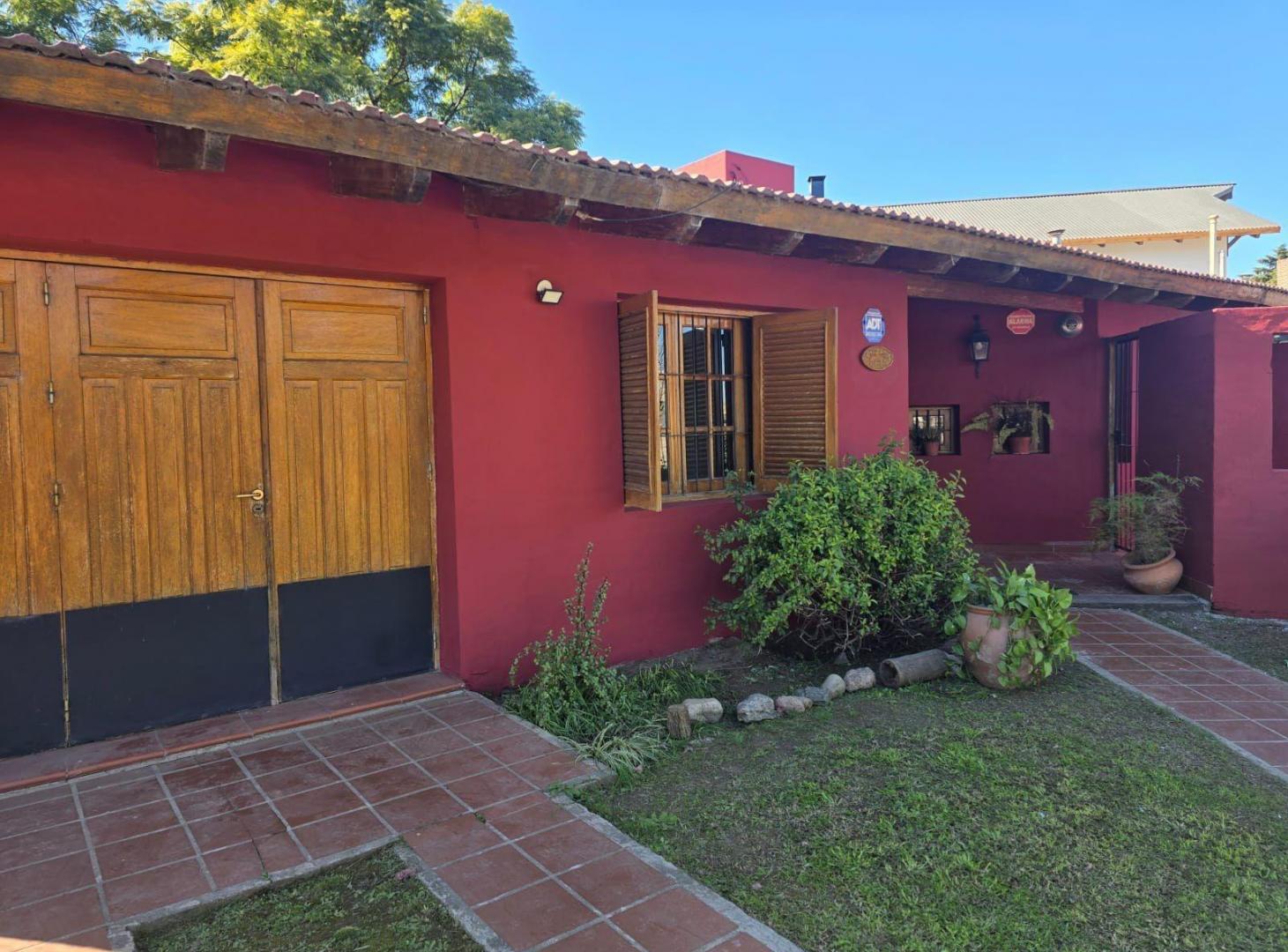 Foto de Vende Casa 2 dormitorios en B° Villa Allende Parque apto credito, imagen 4