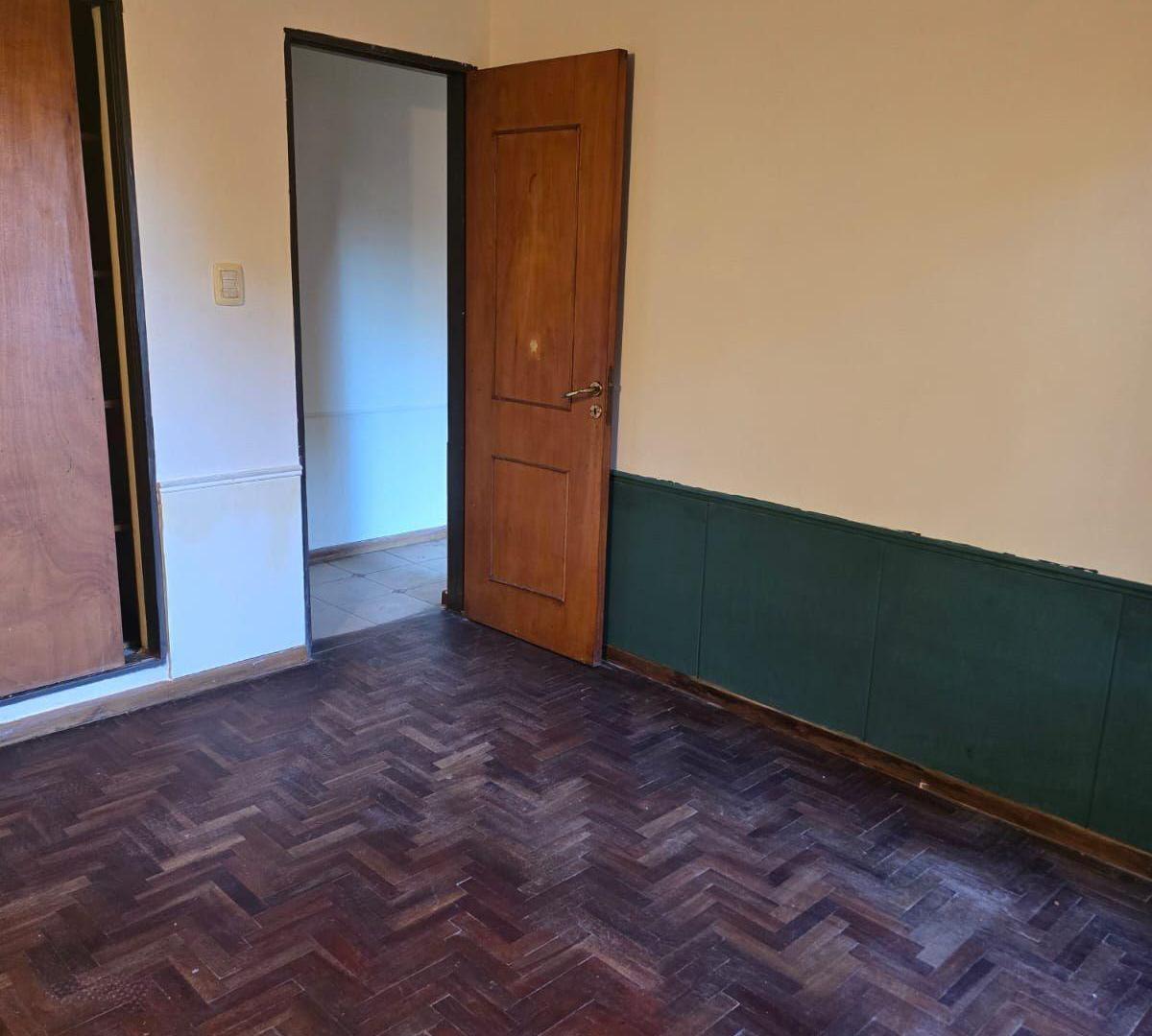 Foto de Vende Casa 2 dormitorios en B° Villa Allende Parque apto credito, imagen 5