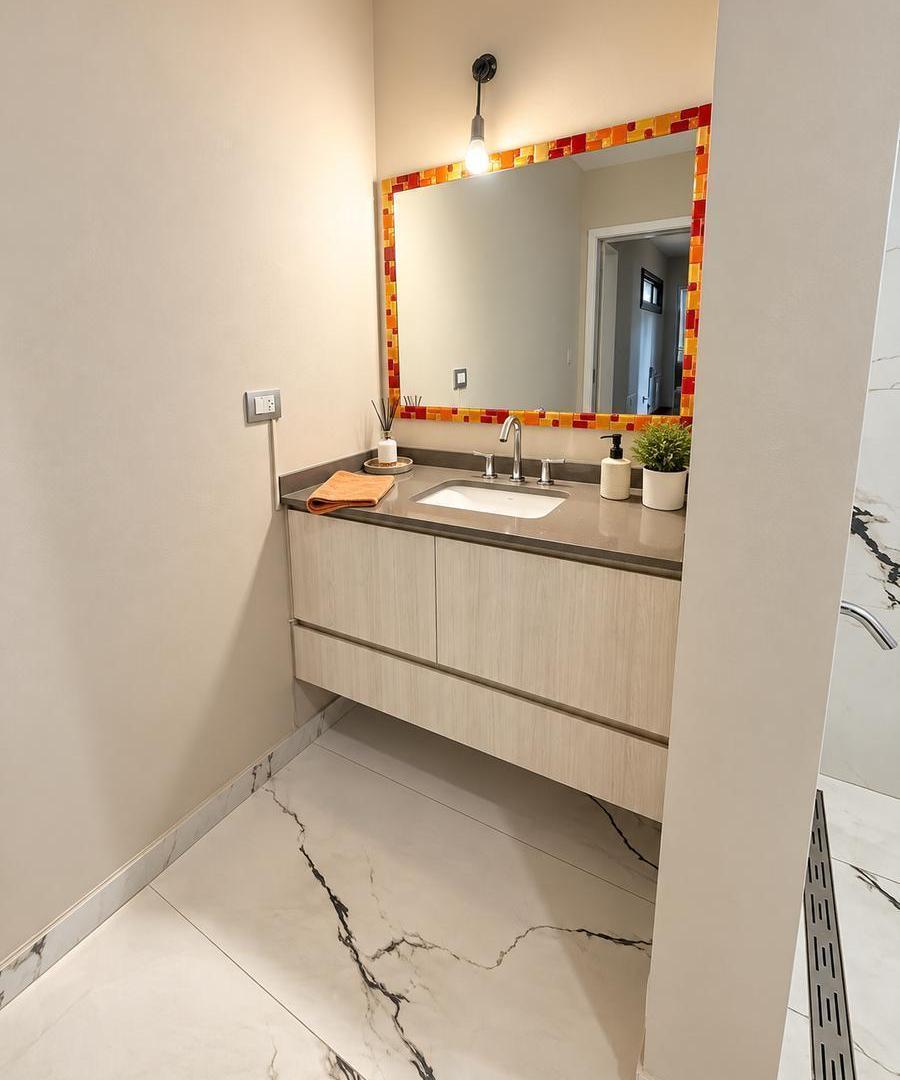 Foto de Vende Casa 3 Dorm + Pileta en Barrio Cerrado Finca del Sol Ruta E53, imagen 4
