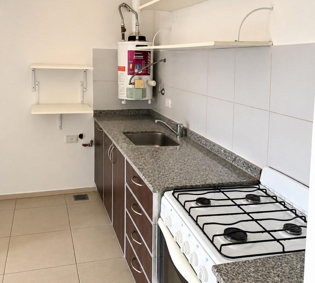 Foto de VENDE DEPARTAMENTO 1 DORMITORIO- B General Paz, imagen 2