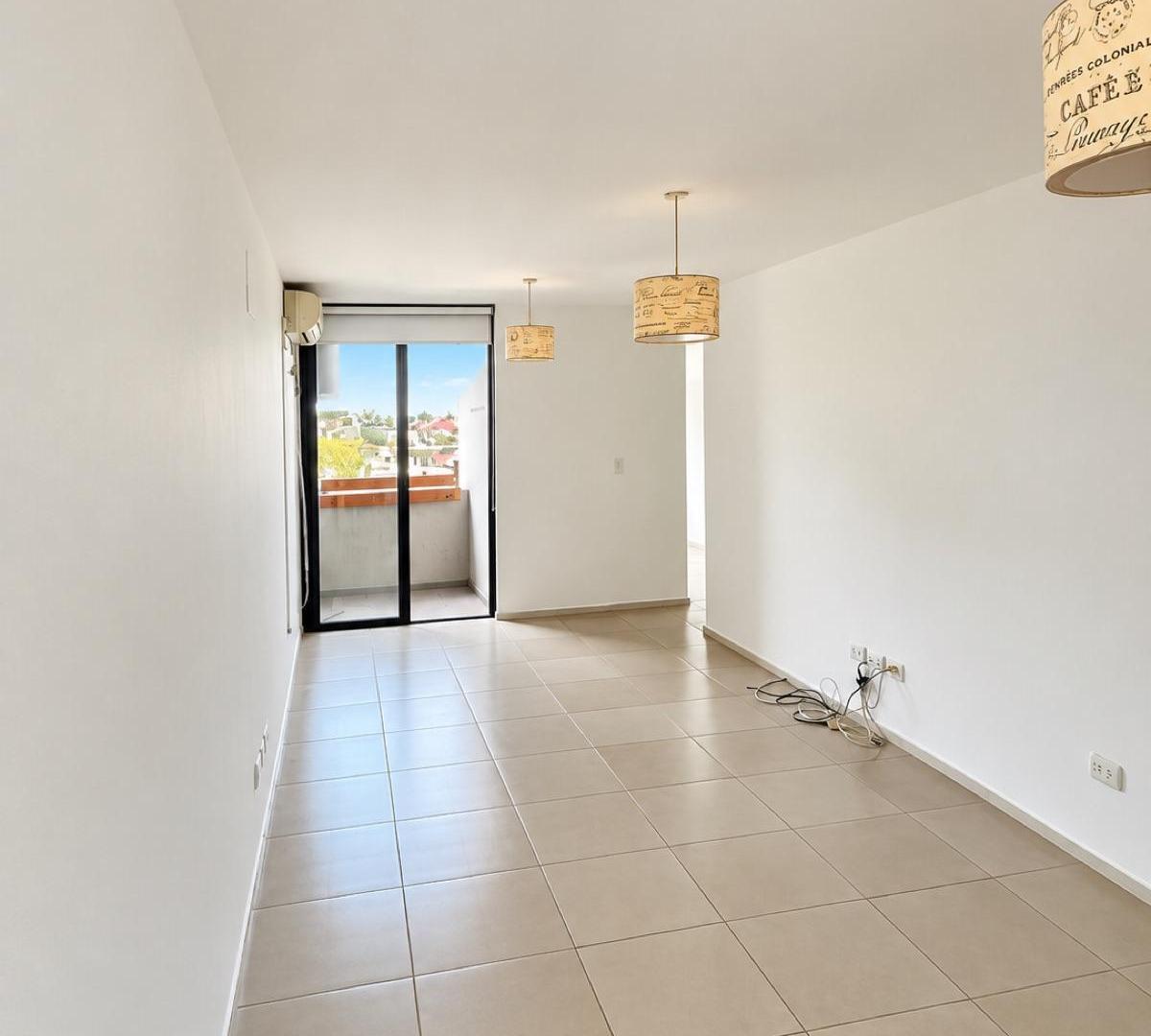 Foto de VENDE DEPARTAMENTO 1 DORMITORIO- B General Paz, imagen 1