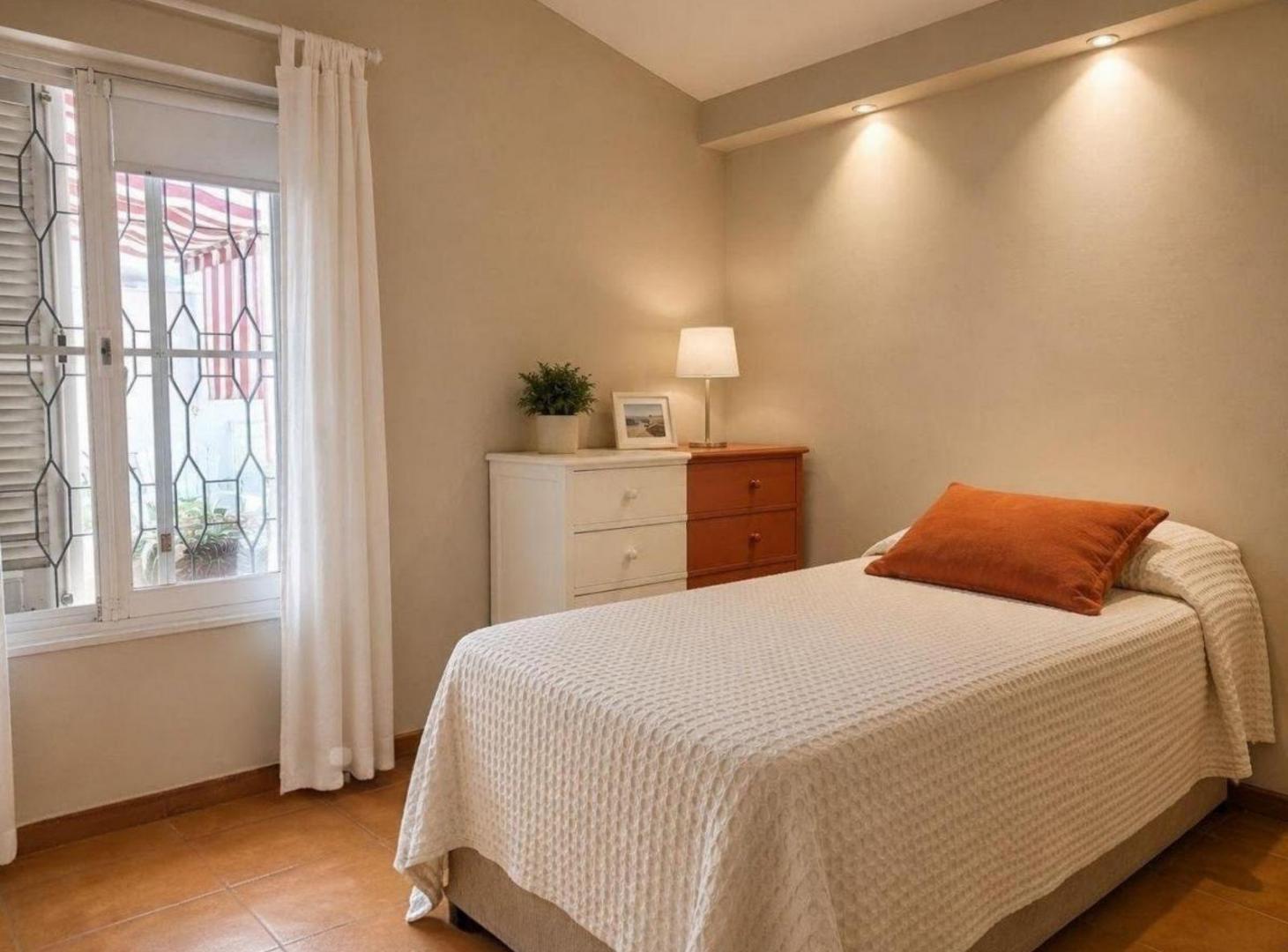 Foto de VENDE CASA B° URCA 3 DORMITORIOS APTA CREDITO CON PILETA, imagen 4