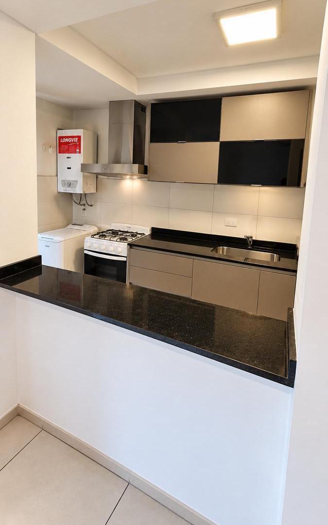 Departamento en alquiler 1 dormitorio en B° Crisol Norte con balcón