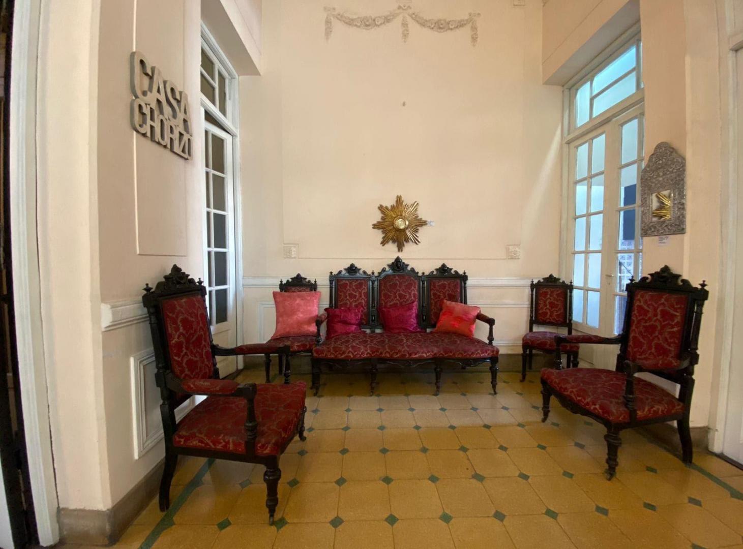 Foto de B° CENTRO - CASONA FRENTE A TORRE ANGELA - CONSULTAS AL 3515 940880, imagen 2