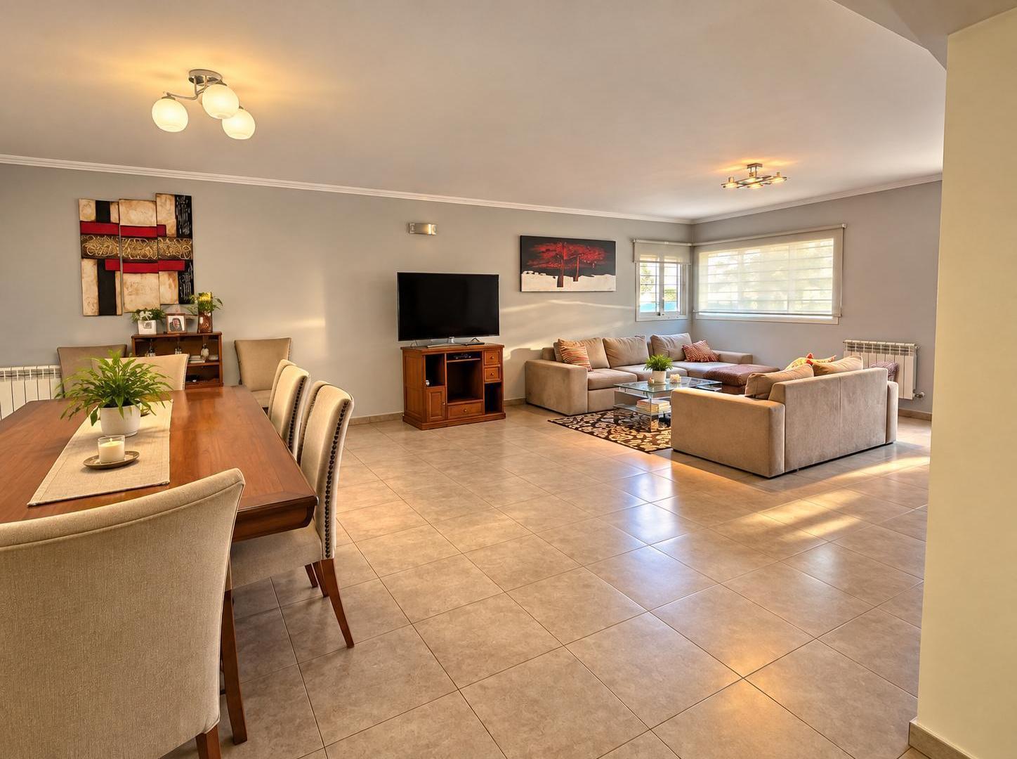 Foto de Casa en venta de 4 dormitorios en Tejas ll con pileta, imagen 2