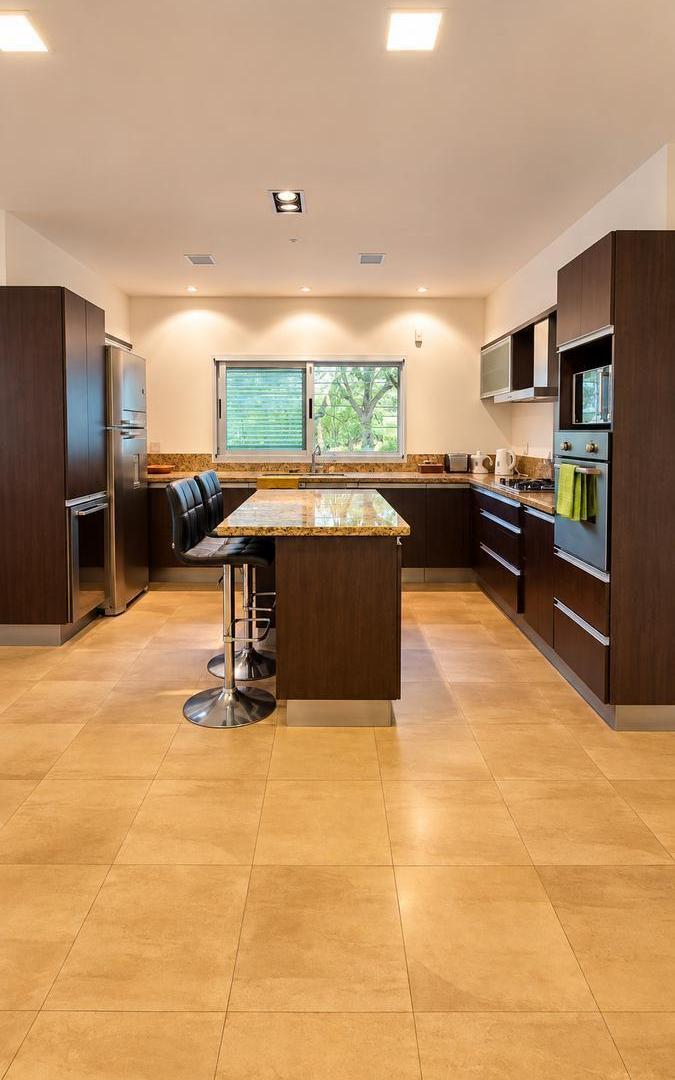 Foto de Casa en venta en Villa El Descanso de 3 dormitorios y pileta, imagen 2