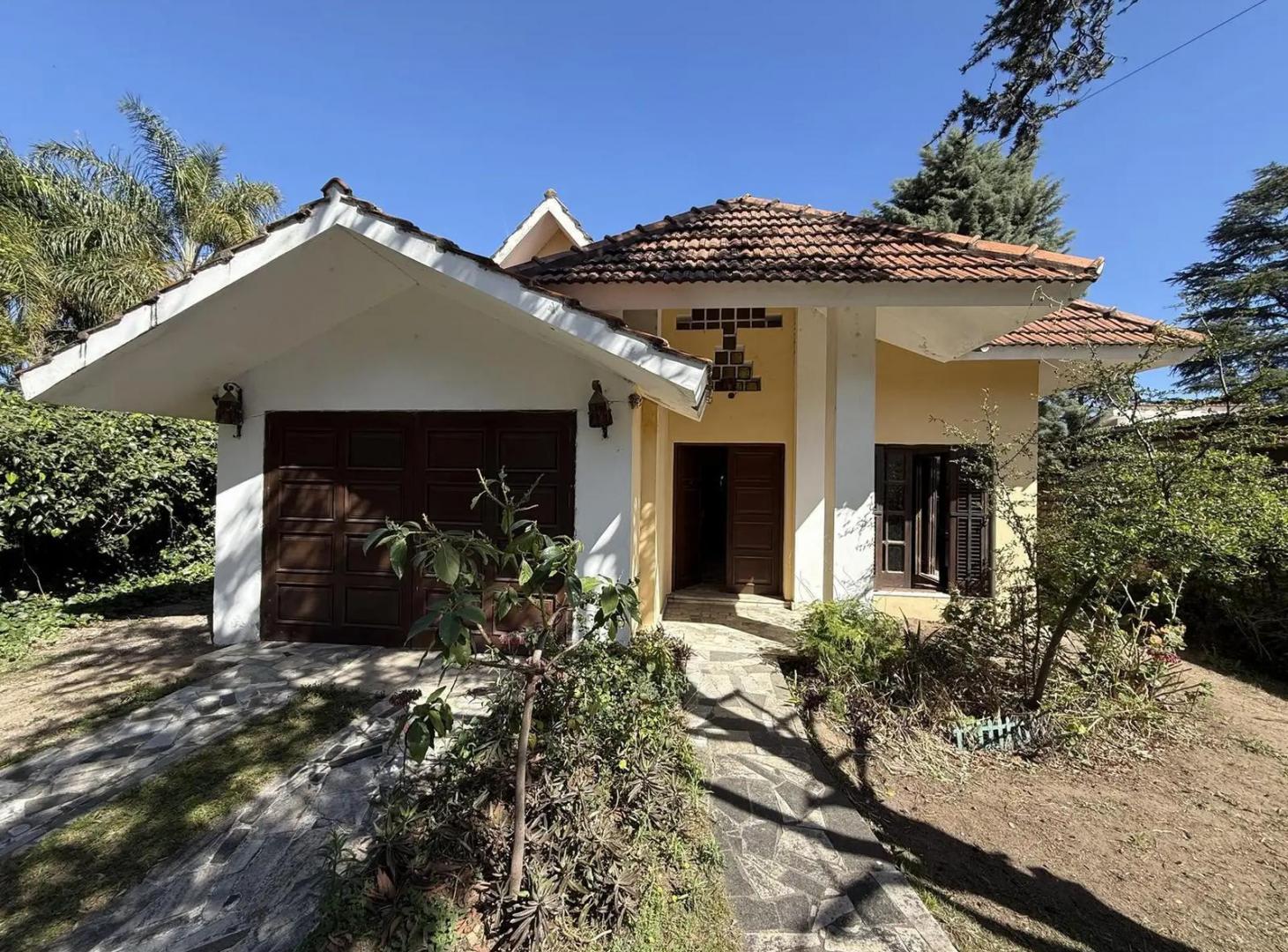 Foto de Vende Casa en Barrio El Refugio 4 dormitorios APTA CREDITO, imagen 1