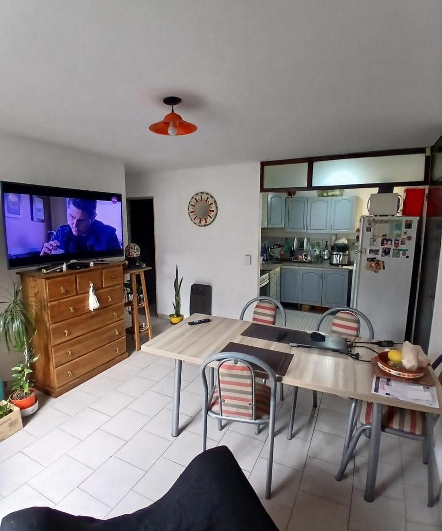 Foto de ALQUILA Departamento de 2 DORMITORIOS a 1 cuadra de av. colon, imagen 1