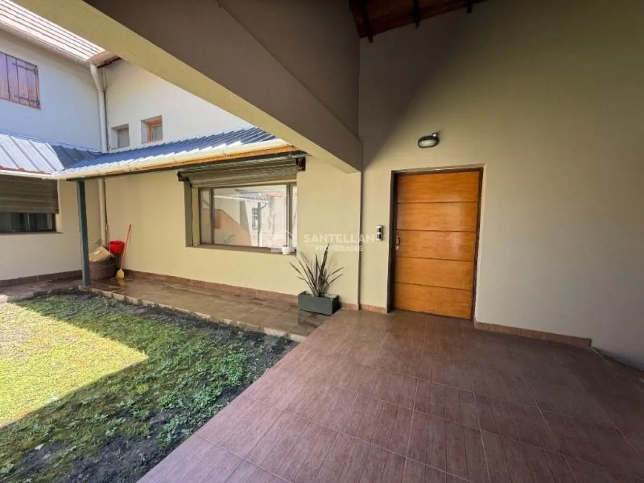Casa 8 Ambientes | Apta Geriatrico - Uso Profesional o Vivienda | 400 m² Cubiertos | Punta Mogotes 2