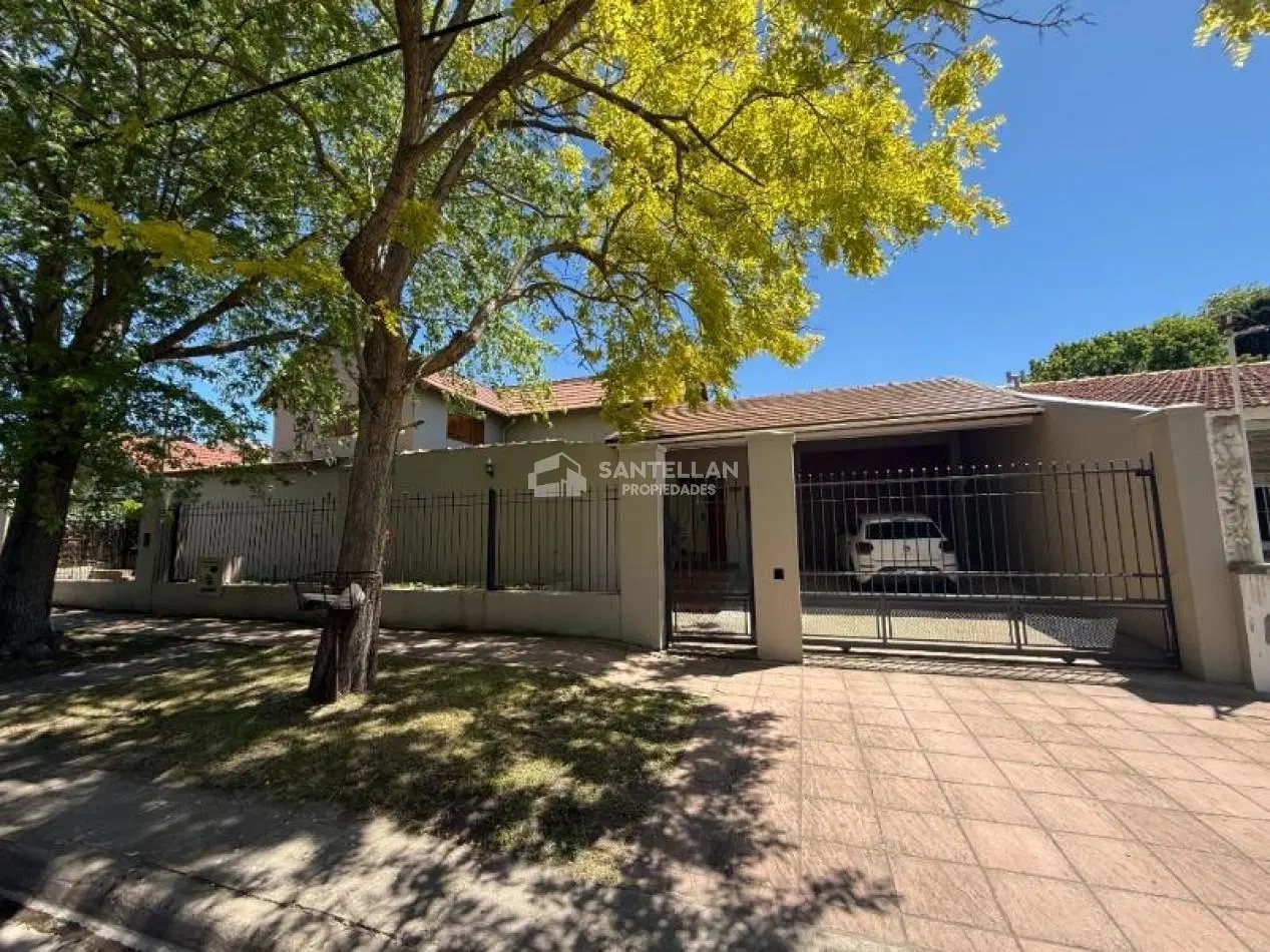 Casa 8 Ambientes | Apta Geriatrico - Uso Profesional o Vivienda | 400 m² Cubiertos | Punta Mogotes 3