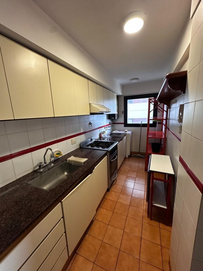Foto de VENTA DEPARTAMENTO 2 AMBIENTES CON COCHERA,BAULERA Y VISTA AL MAR, imagen 3